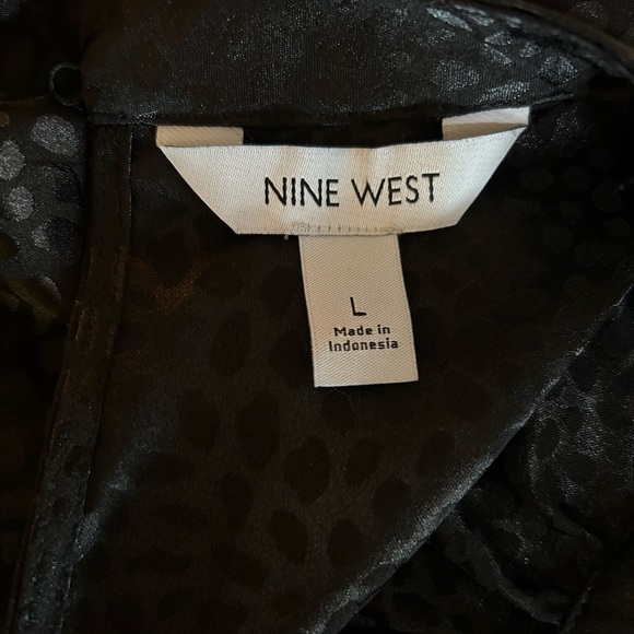 Nine West Black Textured Blouse Large. New with tags! - Picture 3 of 7